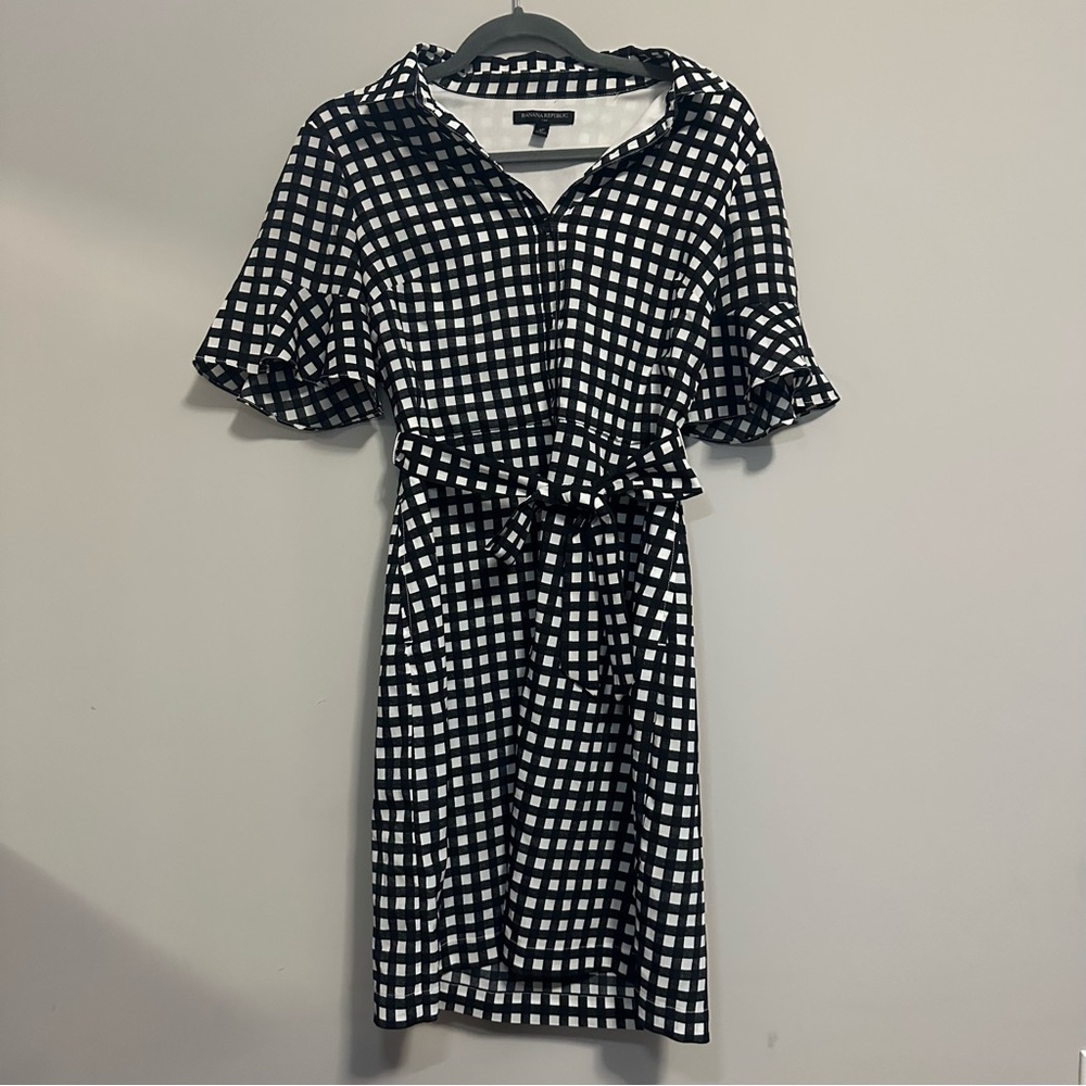 Banana Republic Black and White Gingham Midi Dress